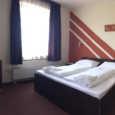 Ξενοδοχείο Agoston 3*